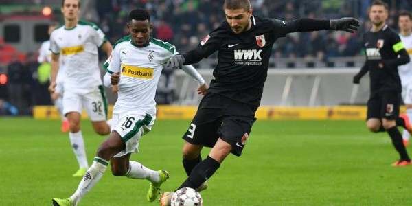 德甲：圣保利对战拜仁，圣保利伤病满营，拜仁刚赢皇马状态火热，历史战绩一边倒，比分预测