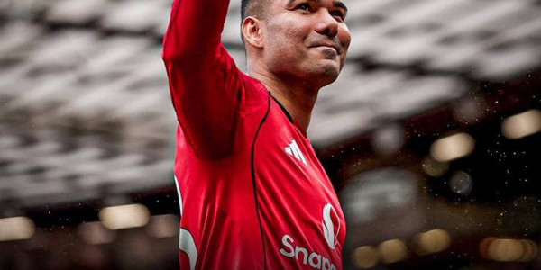 卡塞米罗确定6月告别曼联，首份正式报价曝光，将与小贝携手梅西再续前缘