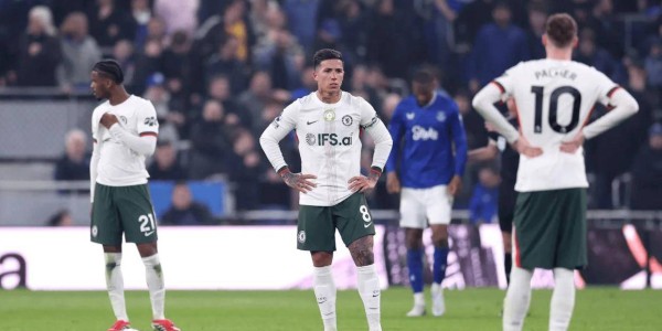 33年来第1次4连败，切尔西的首要问题是罗塞尼尔