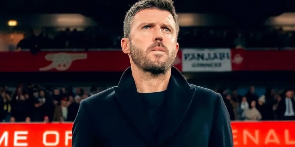 曼联赢球后迎来1好1坏2消息：卡里克有望转正，后防大将受重伤