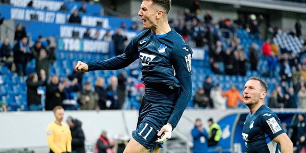 巴萨盯上德甲高大锋霸？1米91身高却头球表现平平？真有这么神奇？