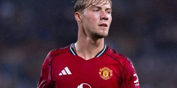 英媒：多家俱乐部争夺霍伊伦德，曼联前锋或重返意甲