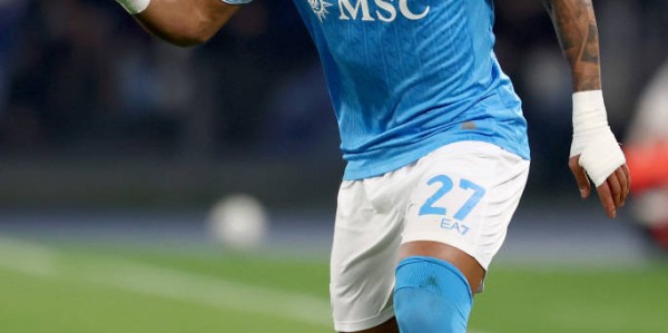 意甲炸裂！麦克托米奈闪电破门，那不勒斯四连胜狂飙，孔蒂率队剑指榜首，米兰瑟瑟发抖！