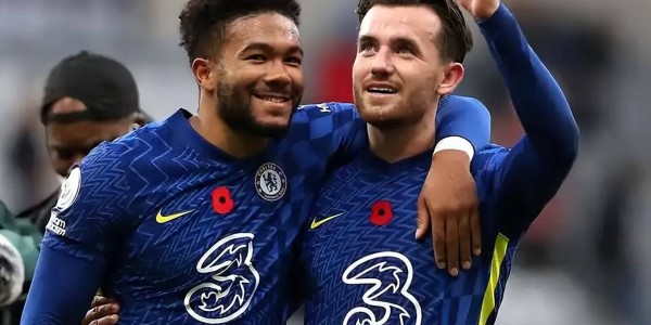 切尔西功勋离队，詹姆斯深情送别，奇尔维尔足迹留传