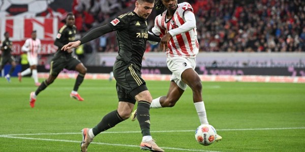 1-0，德甲第11绝杀德甲第8，26岁韩国球星一剑封喉