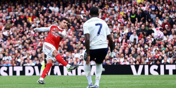 阿森纳苏维门迪在西班牙队的不可替代，他的对抗和长传改变比赛！