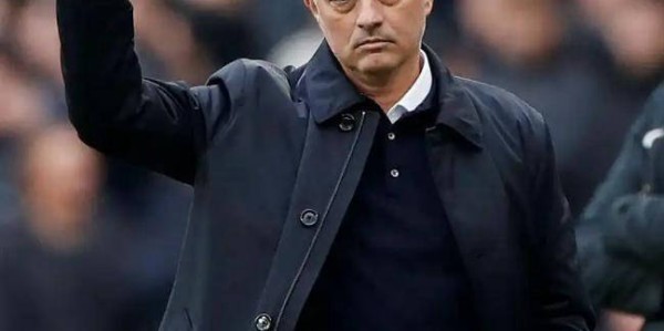 穆里尼奥或重返曼联，意向复仇瓜帅？