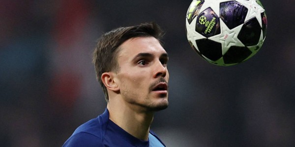 欧冠大变天！奥普塔超级计算机更新夺冠榜：拜仁领跑，阿森纳紧随，巴萨冲上三甲，皇马强势回升