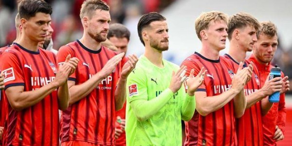 2-0，23岁巴西新星利剑出鞘：助德甲第18完胜德甲第16，迎首胜