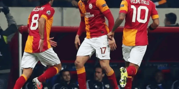 欧冠生死战：加拉塔萨雷魔鬼主场硬刚利物浦，谁能突围？