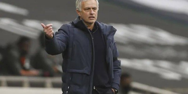 2场5球大逆转！62岁穆帅再创神迹，曼联弃将集体爆发暗藏玄机？