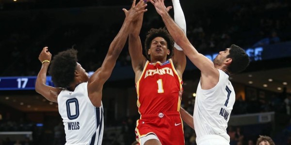 季前赛-约翰逊20+7+2波尔津吉斯13分 老鹰擒熊