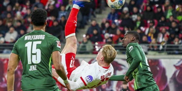 2-2大冷门，仅32%控球率仍不输，德甲第15战平德甲第4