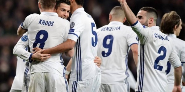 欧冠之王VS德甲霸主：皇马拜仁23亿对决，谁能占居出线先机？