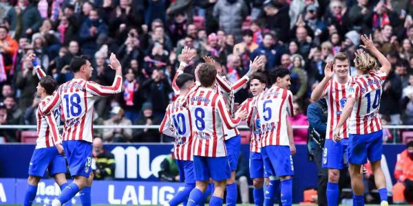 西甲第21轮激情对决：马德里竞技主场3比0完胜马略卡