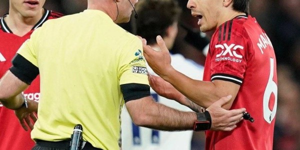 利马将被禁赛3场，马奎尔或遭追加禁赛，曼联的欧冠名额又悬了？