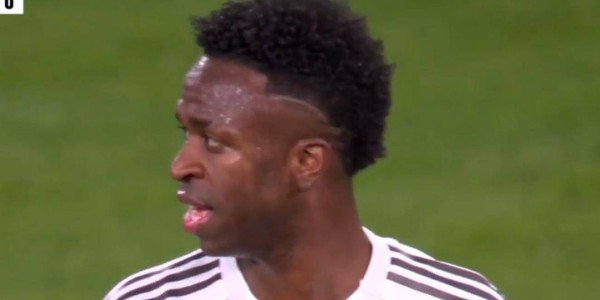 西甲榜首混战！皇马1-2被反杀，仅领先2分不稳，巴萨等来追分良机