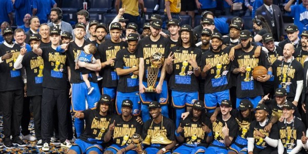 荣耀！俄城市长：将每年10月21日定为雷霆日