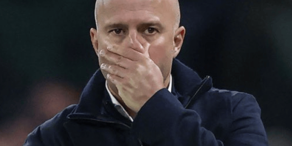 坚决不换帅！斯洛特拿到欧冠名额就留任，利物浦再给2亿欧元买人