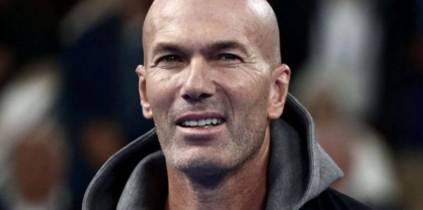 等待五载终圆梦，齐达内即将执掌法国队帅印，曾率皇马创欧冠三连冠辉煌