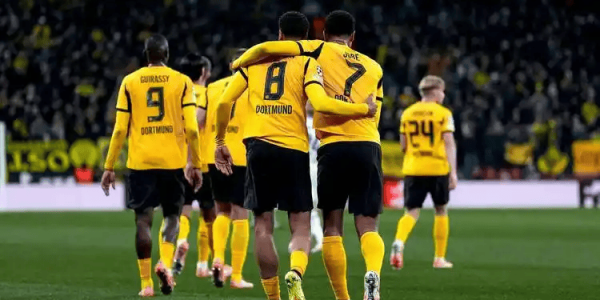 法兰克福主场迎战多特蒙德，欧冠资格生死战一触即发