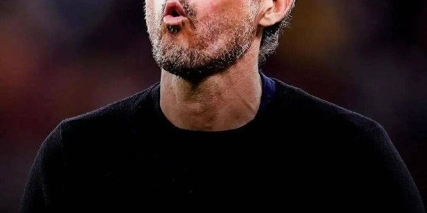 曝拉爵极其欣赏恩里克，未来必请他执教曼联！短期恐只能转正卡里克