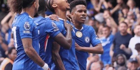 新赛季只丢1球！切尔西延续2025主场不败，豪华进攻线被后防抢镜