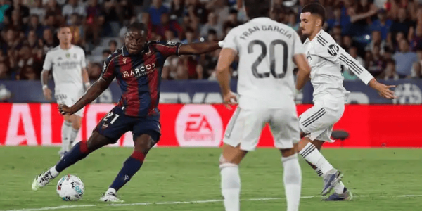 西甲焦点战：巴列卡诺VS莱万特，保级生死局