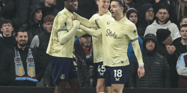 一场0-1爆出大冷门，埃梅里气炸了，被阿森纳拉开距离，争冠太难