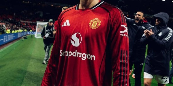 曝土超冬窗欲签曼联铁腰！赛季狂贬值1000万，桑乔之后就他最掉价