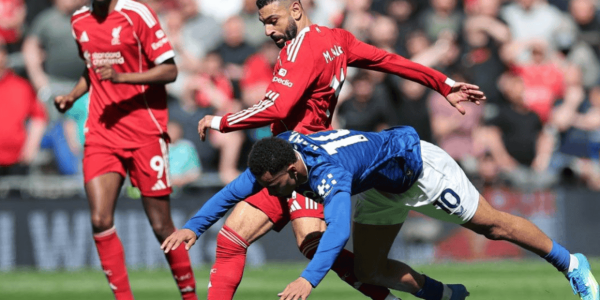 第100分钟绝杀！范戴克绝境爆发：头球破门，利物浦击败埃弗顿