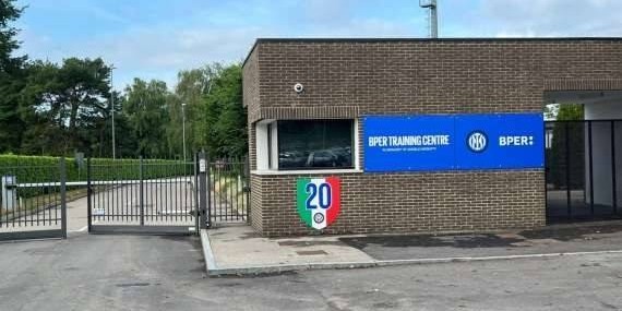 米体：国米全队今日集结训练，周二启程前往阿姆斯特丹备战欧冠