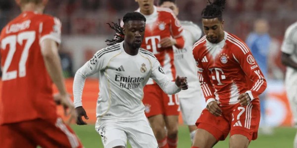 无脑！皇马头号罪人拒还球权3秒+2黄变1红主裁犯傻：忘了已有1黄