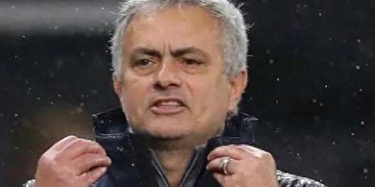 穆帅17轮不败却陷争二迷局，更衣室悬念再起？