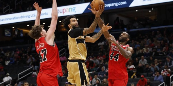 琼斯31分米勒26+11 奇才不敌公牛8连败