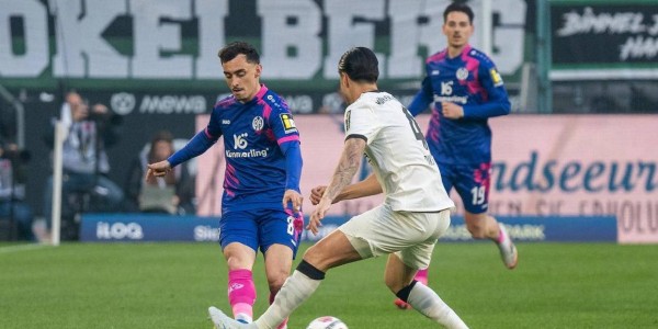 德甲第30轮门兴与美因茨战平，拜仁提前四轮夺冠形成高度统治力