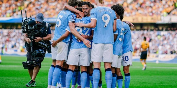 欧冠8强诞生4席：曼城1-2被双杀，阿森纳2-0晋级，切尔西0-3惨败