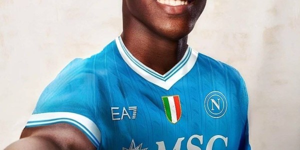 曼联新帝星冬窗欲转会那不勒斯！认为阿莫林不公，再努力亦无用