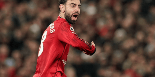 4场造7球！曼联最强大腿诞生，31岁踢出世界级水准，比新援强太多