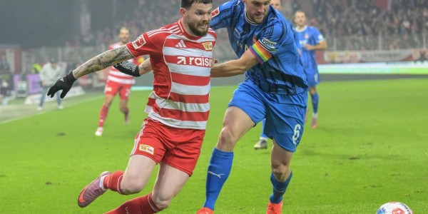 2-1大冷门，德甲第18掀翻德甲第8，5分钟连扳2球+95分钟绝杀