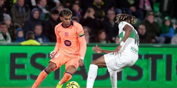 德甲最新消息：3次门框8次浪费，11.1亿卫冕冠军仍3-1斩落升班马，16战15胜