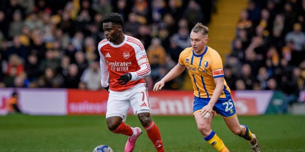 足总杯-保持四线争冠！埃泽替补制胜 阿森纳2-1晋级