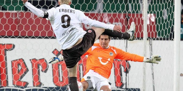 圣保利面临降级压力，拜仁慕尼黑全力争取欧冠席位！