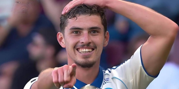 疯了！法甲大爆冷！23岁阿根廷悍将双响+绝杀，第8名客场3-2掀翻8冠王，全场沸腾