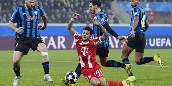 欧冠1-6,上下半场各丢3球,意甲第7惨败,拜仁一只脚已踏进八强大门