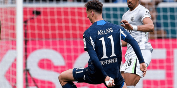 巴萨急了！莱万接班人竟是德甲二流前锋 球迷：这操作看不懂！