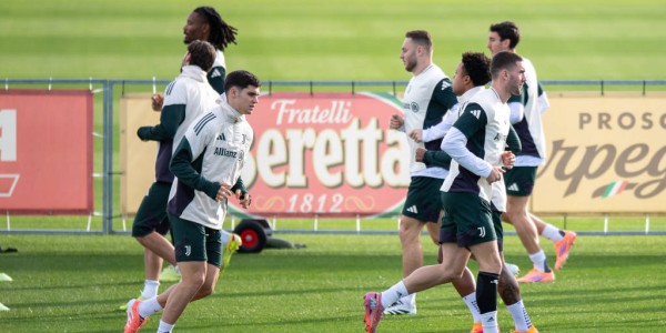 库普梅纳斯：新角色的多面手，如何在尤文图斯崭露头角？