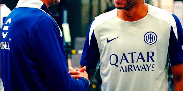 国米新飞翼40天蜕变！2300万欧买他亏了？法甲冲刺王竟成防守铁闸