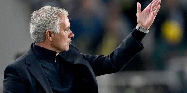 解约巨额？穆里尼奥前往何处成迷：曼联回归愿望