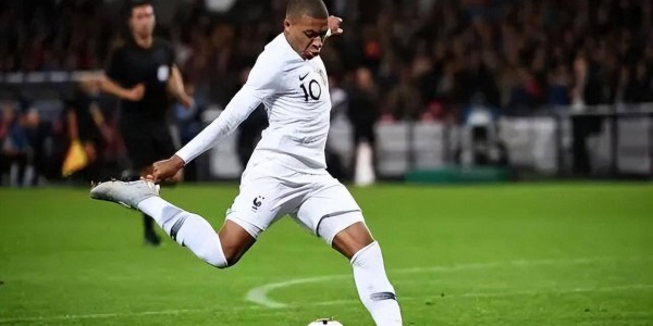 姆巴佩回应“为世界杯留力”传闻：誓言全力拼搏皇马赛事